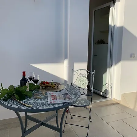 아파트 Casa Adami 99 *